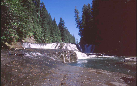 Middle Lewis River Falls